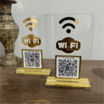 Display de Mesa em Acrílico (Modelo WiFi)