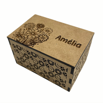 Mini caixa em MDF personalizada
